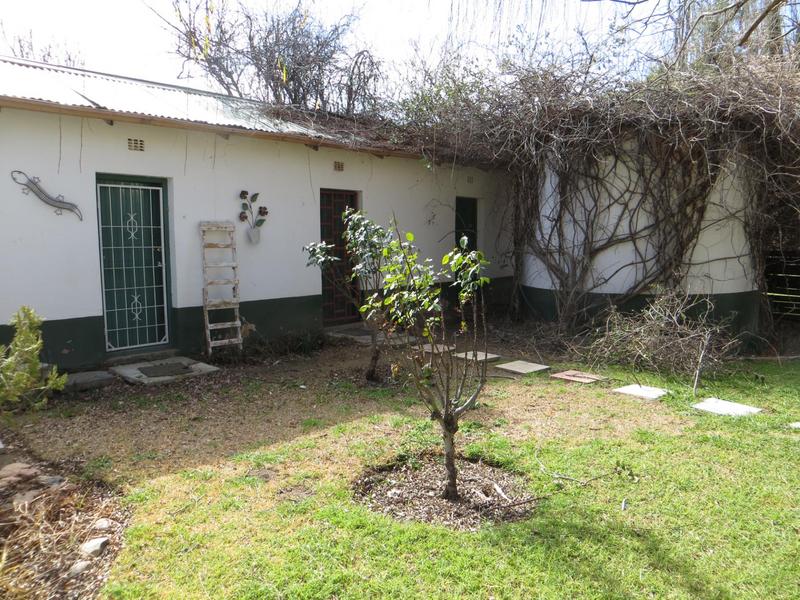 4 Bedroom Property for Sale in Nieu Bethesda Eastern Cape
